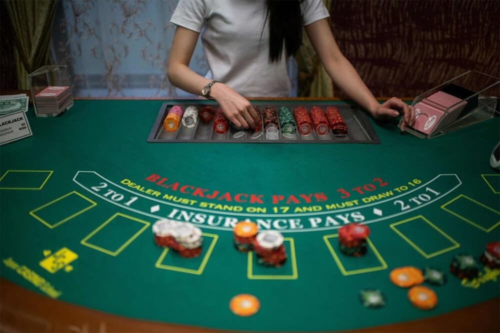 Hướng dẫn cách đếm bài xì dách tại Jun88 hiệu quả 6 Hướng dẫn các cách chơi game bài xì dách (Blackjack) luôn ăn tiền tại Jun88